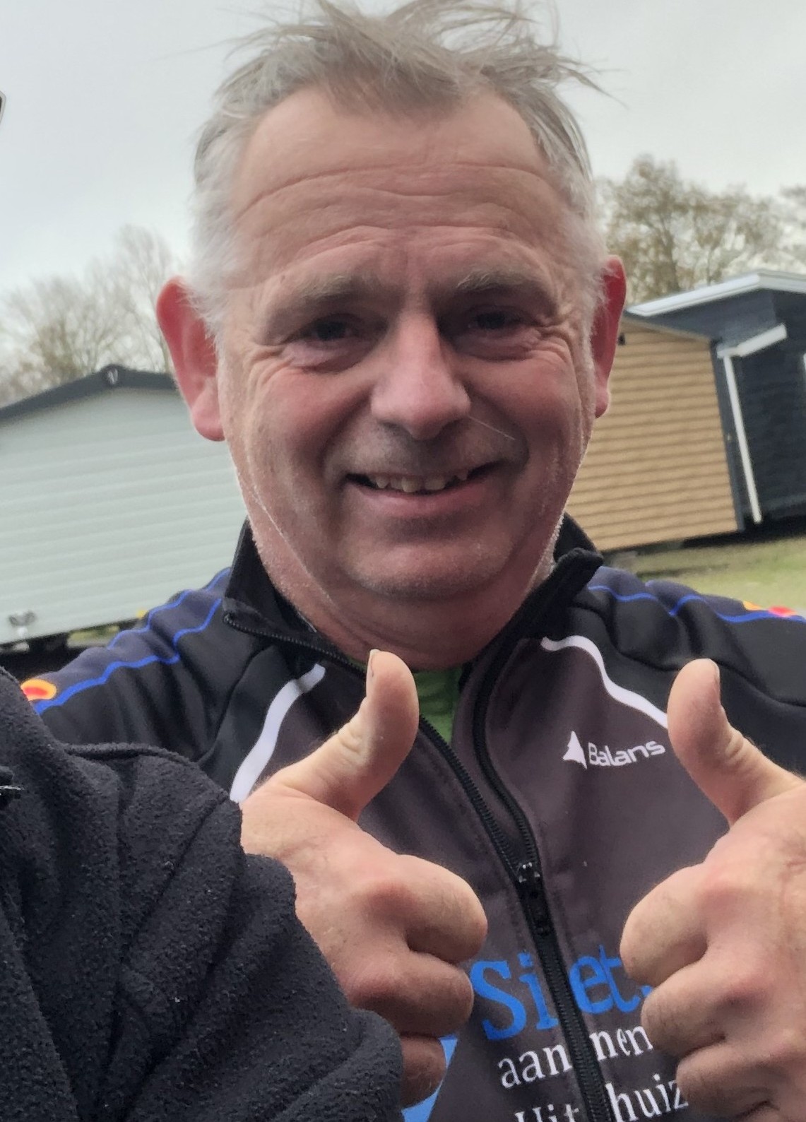 1e monteur/verkoper.